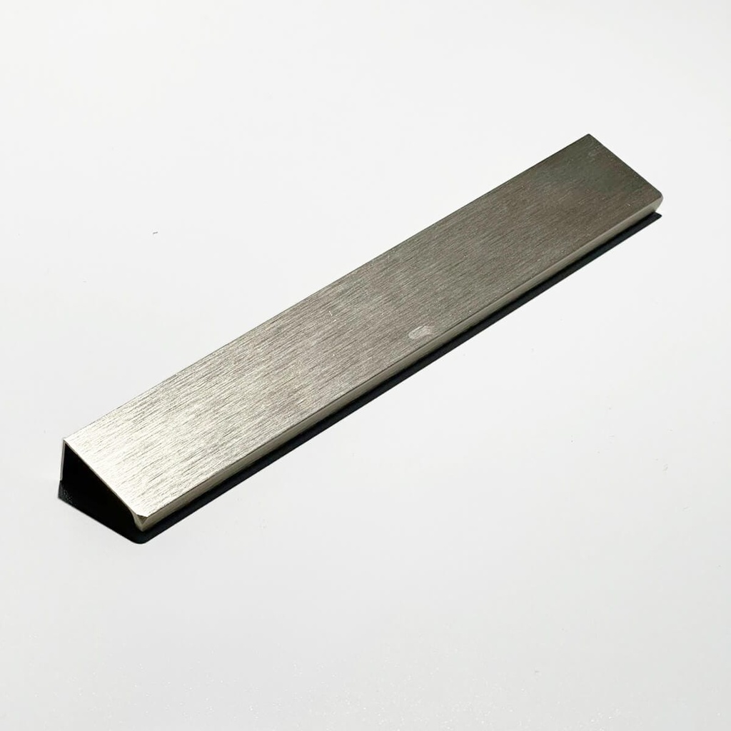 HALADOR METÁLICO DE SOBREPONER (ST-8329) 150 MM SATIN SILVER SM
