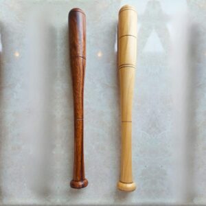 [M-0035] BATE DE MADERA